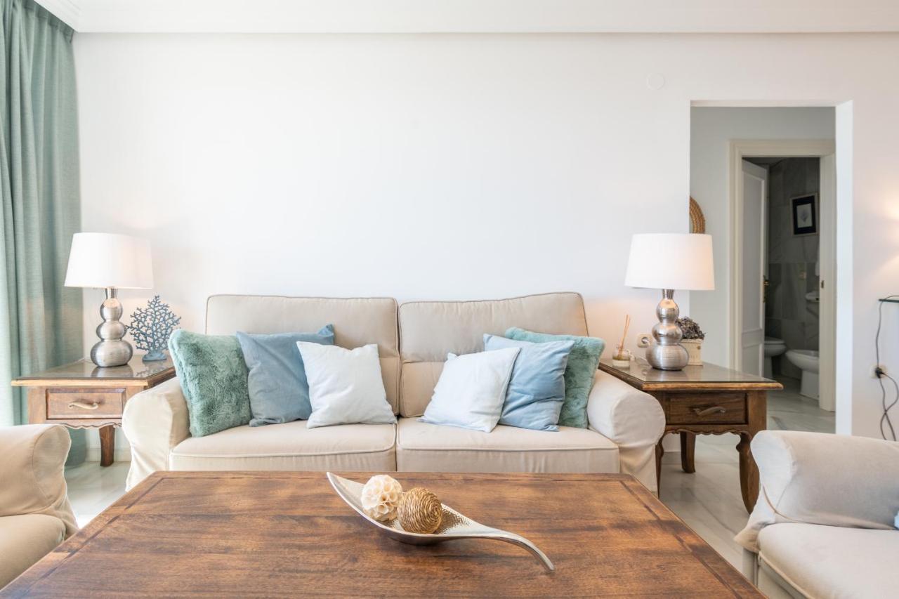 Apartamento Familiar Vistas Al Mar By Rent Me เอสเตโปนา ภายนอก รูปภาพ