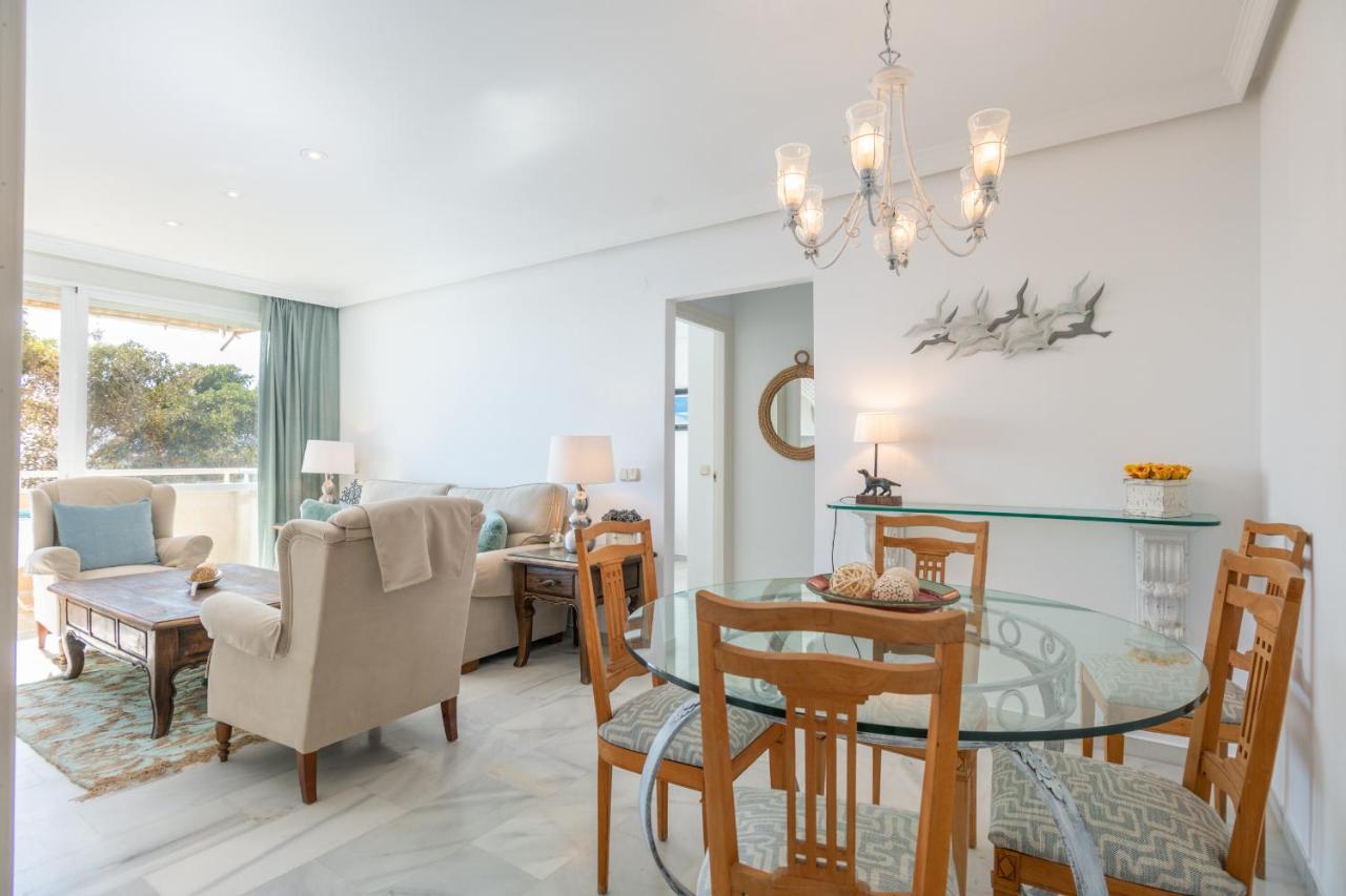 Apartamento Familiar Vistas Al Mar By Rent Me เอสเตโปนา ภายนอก รูปภาพ