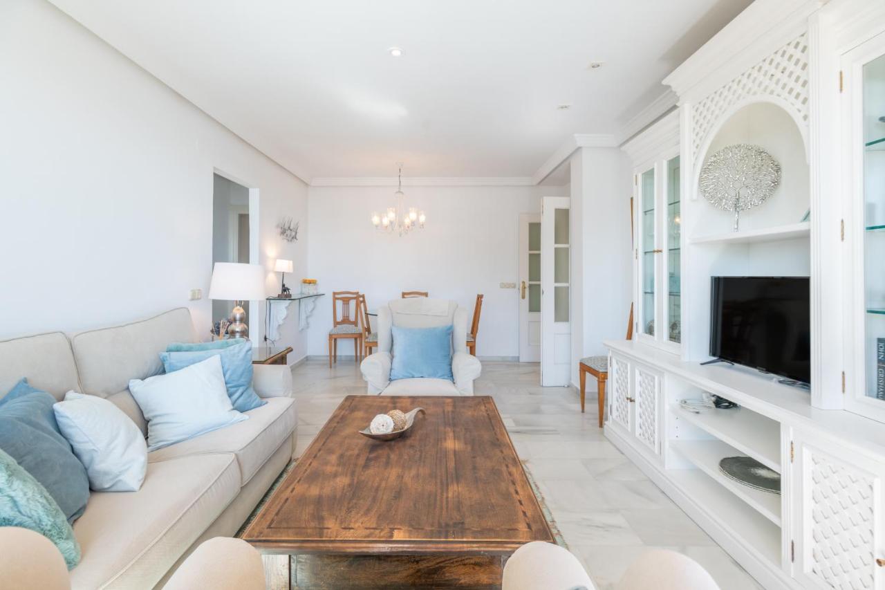 Apartamento Familiar Vistas Al Mar By Rent Me เอสเตโปนา ภายนอก รูปภาพ