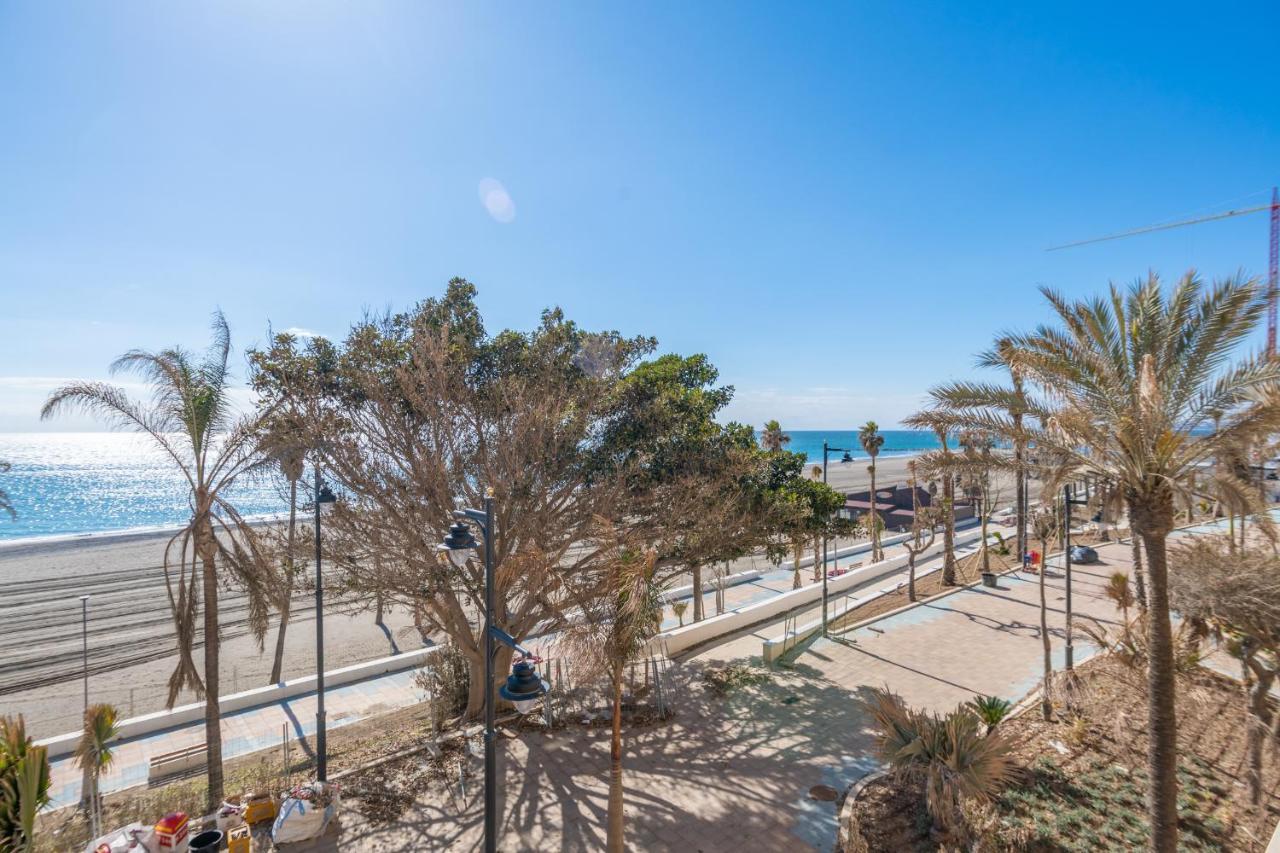 Apartamento Familiar Vistas Al Mar By Rent Me เอสเตโปนา ภายนอก รูปภาพ