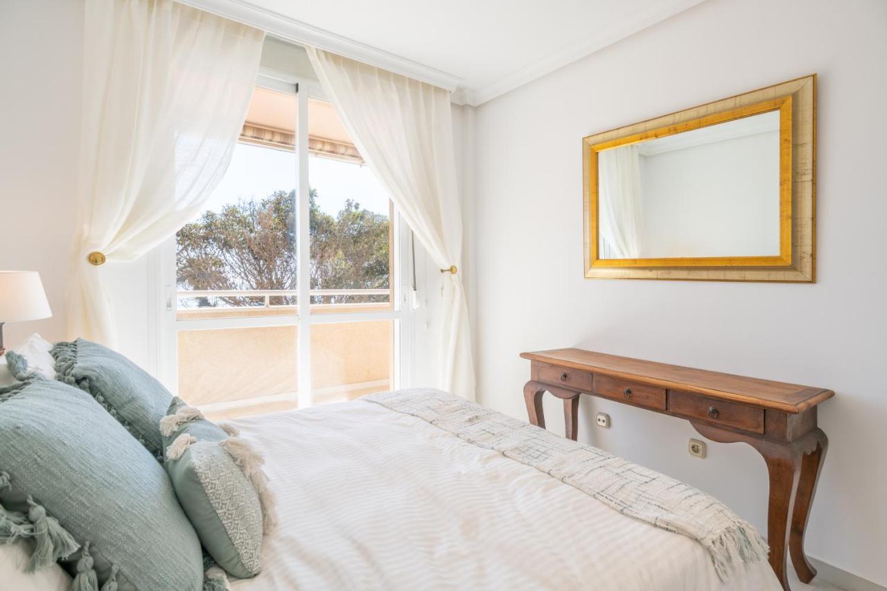 Apartamento Familiar Vistas Al Mar By Rent Me เอสเตโปนา ภายนอก รูปภาพ